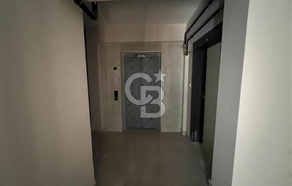 Çiğli'de Yüksek Giriş 2+1 Sıfır Binada Kiralık Daire