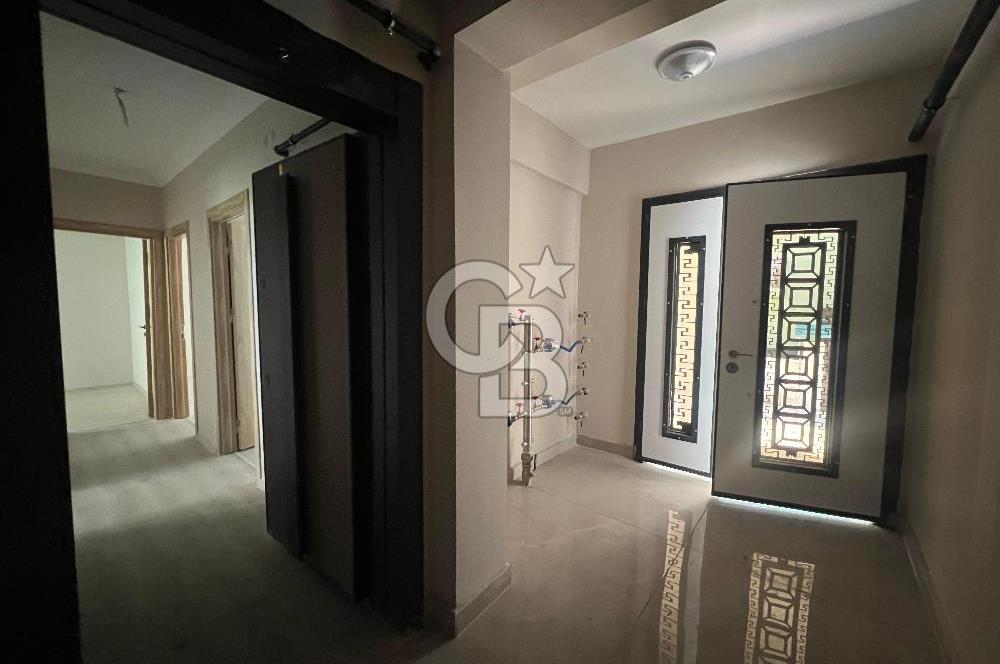 Çiğli'de Yüksek Giriş 2+1 Sıfır Binada Kiralık Daire