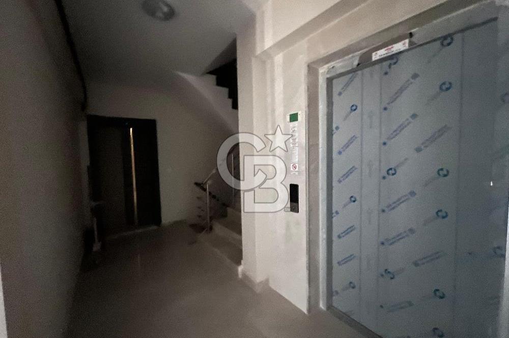 Çiğli'de Yüksek Giriş 2+1 Sıfır Binada Kiralık Daire