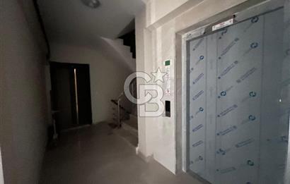 Çiğli'de Yüksek Giriş 2+1 Sıfır Binada Kiralık Daire