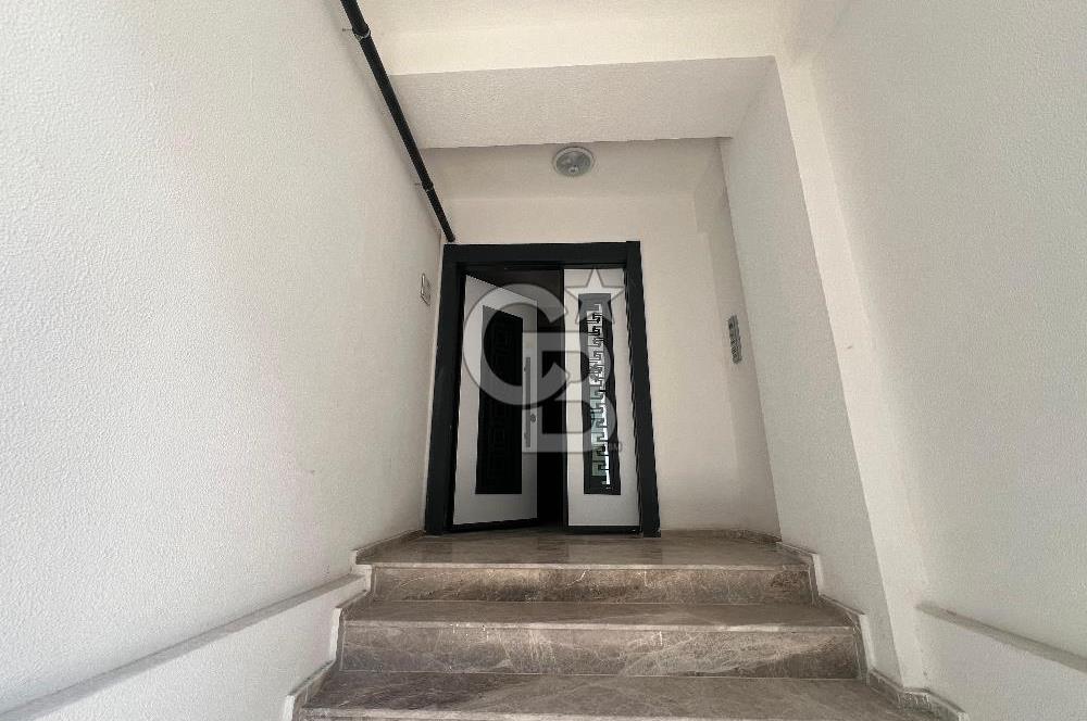 Çiğli'de Yüksek Giriş 2+1 Sıfır Binada Kiralık Daire