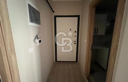 Çiğli'de Yüksek Giriş 2+1 Sıfır Binada Kiralık Daire