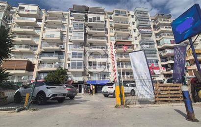 Karşıyaka Sahil Bulvarı'nda Kiralık Dükkan