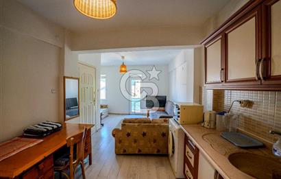 Eski Foça’da Çarşı İçersinde Satılık 2+1 Daire