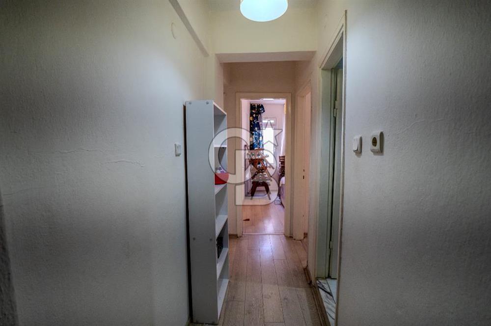 Eski Foça’da Çarşı İçersinde Satılık 2+1 Daire