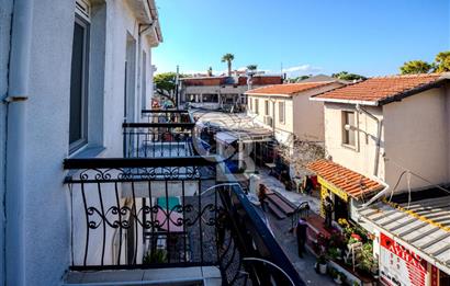 Eski Foça’da Çarşı İçersinde Satılık 2+1 Daire