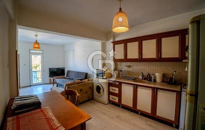 Eski Foça’da Çarşı İçersinde Satılık 2+1 Daire