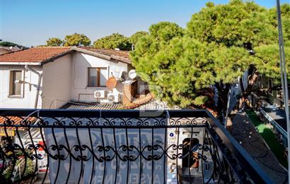 Eski Foça’da Çarşı İçersinde Satılık 2+1 Daire