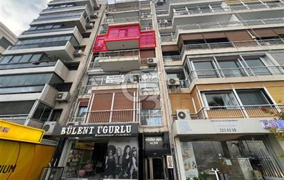 Karşıyaka Yalı'da Deniz Manzaralı 3+1 Kiralık İşyeri & Ofis