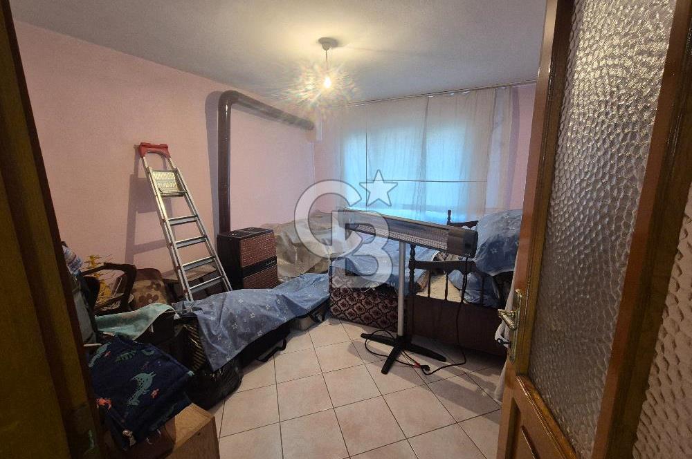 Bayraklı Tepekule Mahallesinde 100 m2 arsa için de 2 kat 2 daire.