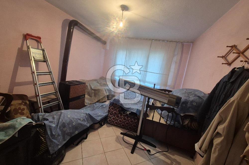 Bayraklı Tepekule Mahallesinde 100 m2 arsa için de 2 kat 2 daire.