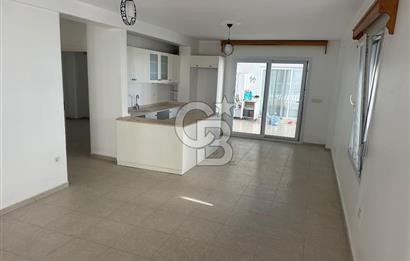 Bodrum Turgutreis’te Ferah Üst Kat Daire – Geniş Teraslı, Merkezi Konumda!