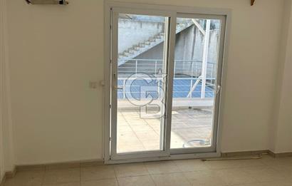 Bodrum Turgutreis’te Ferah Üst Kat Daire – Geniş Teraslı, Merkezi Konumda!