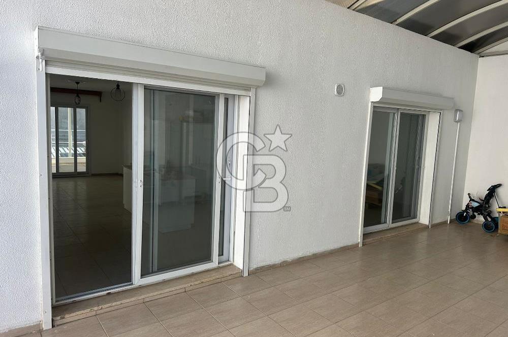 Bodrum Turgutreis’te Ferah Üst Kat Daire – Geniş Teraslı, Merkezi Konumda!
