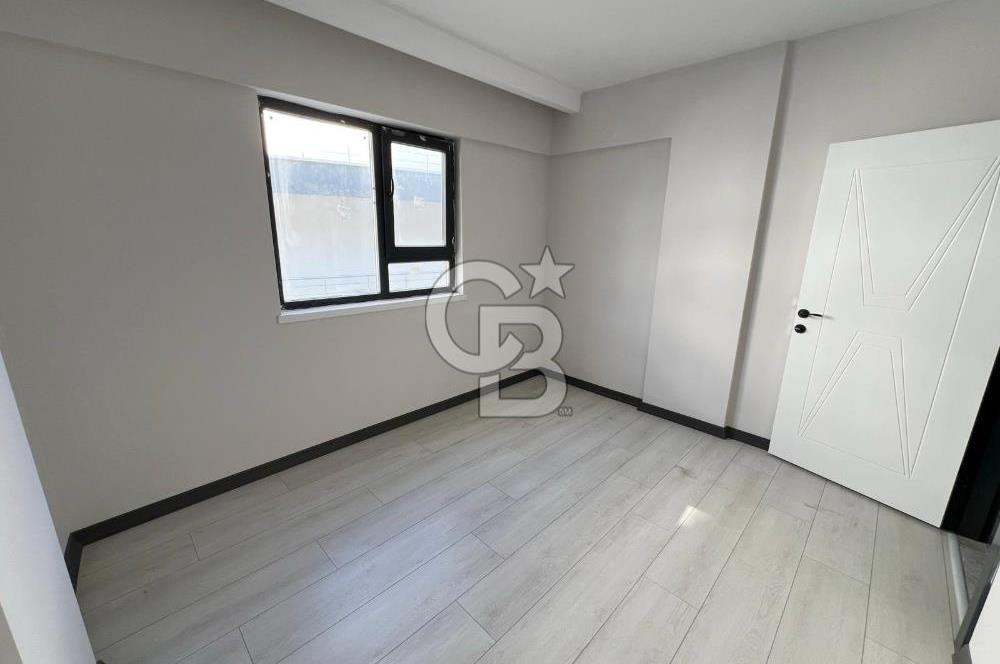 ŞEMSETTİN GÜNALTAY CD YAKINI EMSALLERİNİN ALTINDA SIFIR 4,5+1 DUBLEX