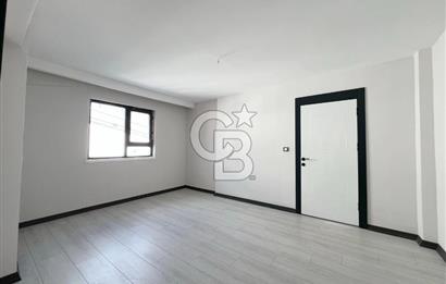 ŞEMSETTİN GÜNALTAY CD YAKINI EMSALLERİNİN ALTINDA SIFIR 4,5+1 DUBLEX