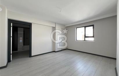 ŞEMSETTİN GÜNALTAY CD YAKINI EMSALLERİNİN ALTINDA SIFIR 4,5+1 DUBLEX