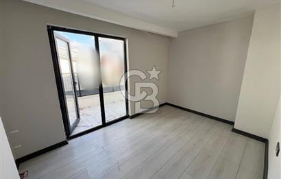 ŞEMSETTİN GÜNALTAY CD YAKINI EMSALLERİNİN ALTINDA SIFIR 4,5+1 DUBLEX