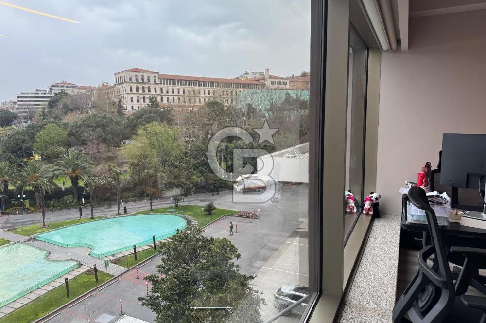 NEO' DAN Süzer Plaza'da Geniş ve Manzaralı 427 M2 KDV'li Ofis