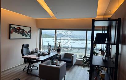 NEO' DAN Süzer Plaza'da Geniş ve Manzaralı 427 M2 KDV'li Ofis