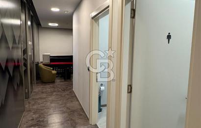 NEO' DAN Süzer Plaza'da Geniş ve Manzaralı 427 M2 KDV'li Ofis