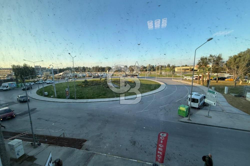 Balçova Mithatpaşa Cepheli, Modern Yapılı 3+1 Köşe Daire