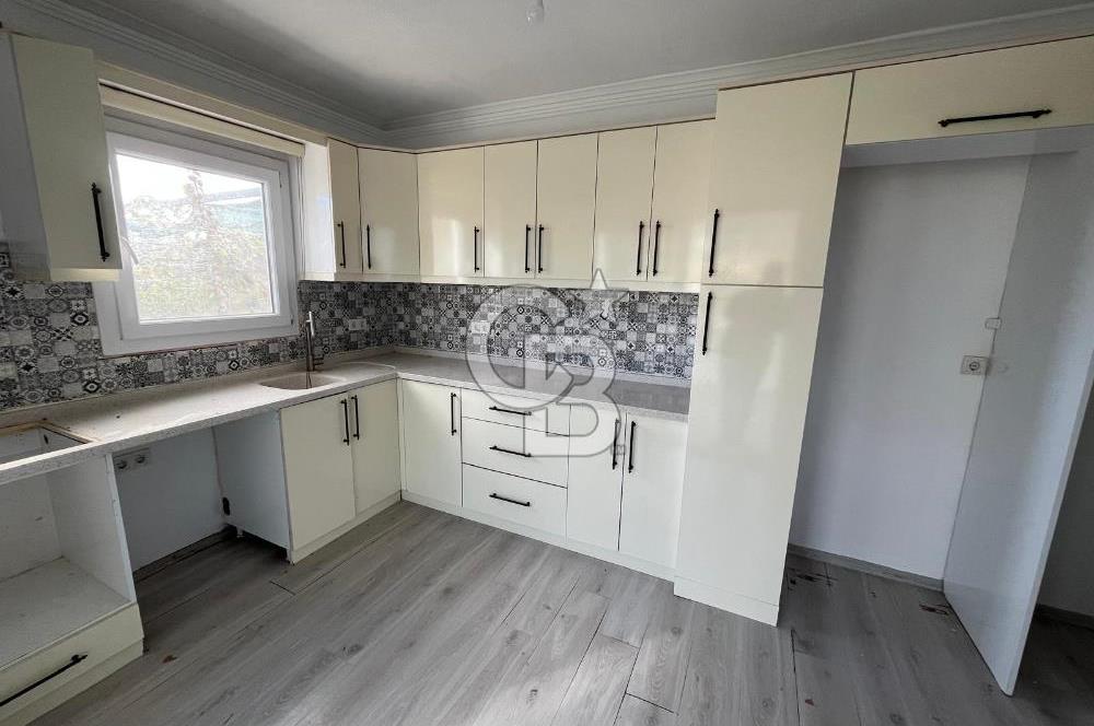 Yakaköy'de Kiralık Eşyasız 3+1 Bahçeli Daire