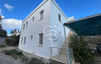 Yakaköy'de Kiralık Eşyasız 3+1 Bahçeli Daire