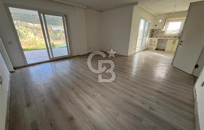 Yakaköy'de Kiralık Eşyasız 3+1 Bahçeli Daire
