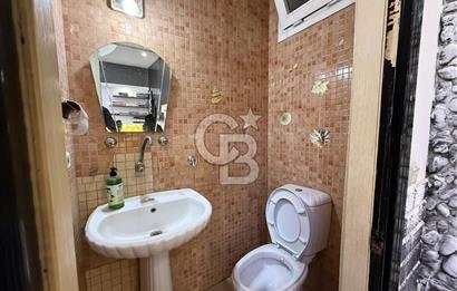 Karşıyaka Yalı Mahallesi’nde Cadde Üzeri Satılık  Dükkân