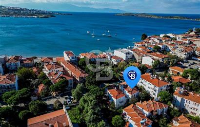 Eski Foça'da Denize Yürüme Mesafesinde Satılık 3+1 Villa
