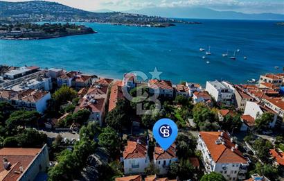 Eski Foça'da Denize Yürüme Mesafesinde Satılık 3+1 Villa