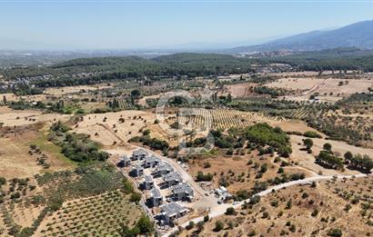 Kemalpaşa Yukarı Kızılca Satılık Villa İmarlı Arsalar