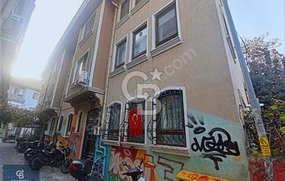 ÇANAKKALE SAAT KULESİNE YAKIN ÇARŞI MERKEZİNDE SATILIK 2+1 DAİRE