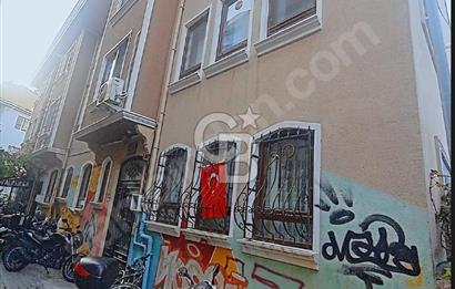 ÇANAKKALE SAAT KULESİNE YAKIN ÇARŞI MERKEZİNDE SATILIK 2+1 DAİRE