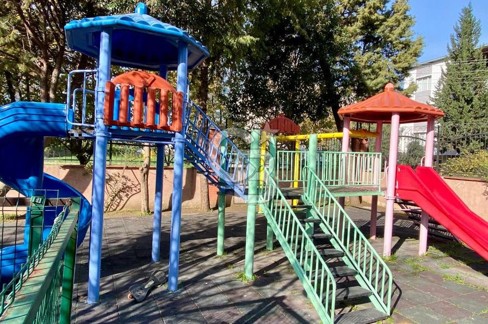 Karaoğlu Sitesi'nde 3+1 Satılık Daire 