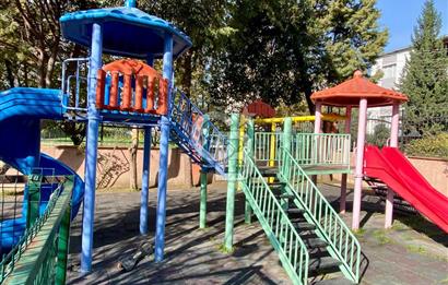 Karaoğlu Sitesi'nde 3+1 Satılık Daire 