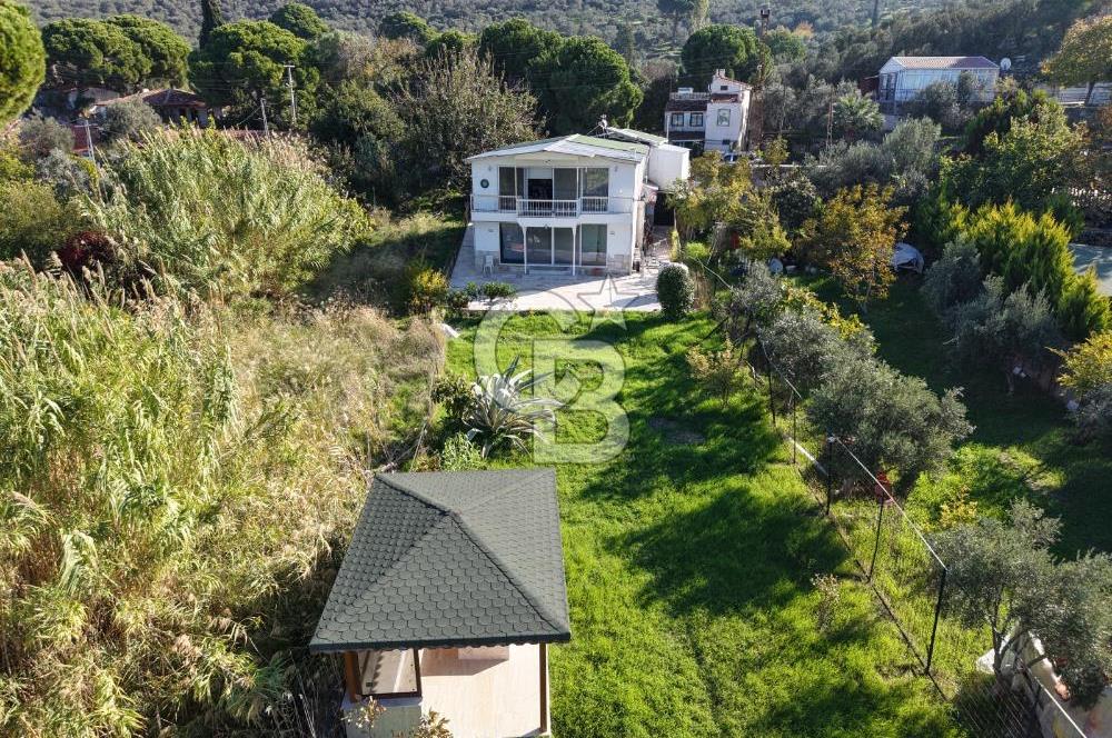 DİKİLİ BADEMLİ'DE DENİZ KENARINDA 1 DÖNÜM HİSSE