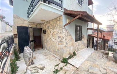 KUŞADASI SATILIK DENİZ MANZARALI VİLLA