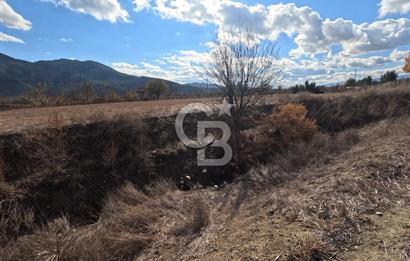 BURDUR KEÇİLİ’YE YAKIN – KESTEL SINIRLARINDA 7 DÖNÜM TARLA