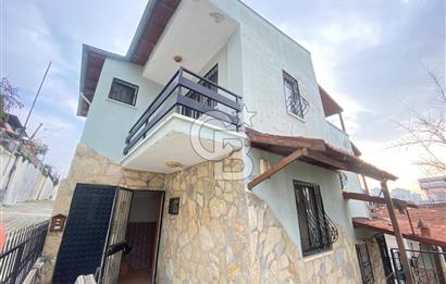 KUŞADASI SATILIK DENİZ MANZARALI VİLLA