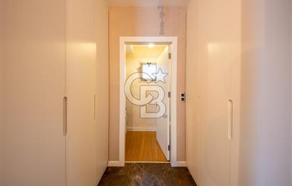 KAHRAMANDERE'DE SİTE İÇİNDE SATILIK BAHÇELİ VİLLA