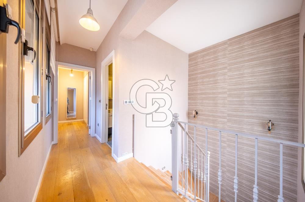 KAHRAMANDERE'DE SİTE İÇİNDE SATILIK BAHÇELİ VİLLA