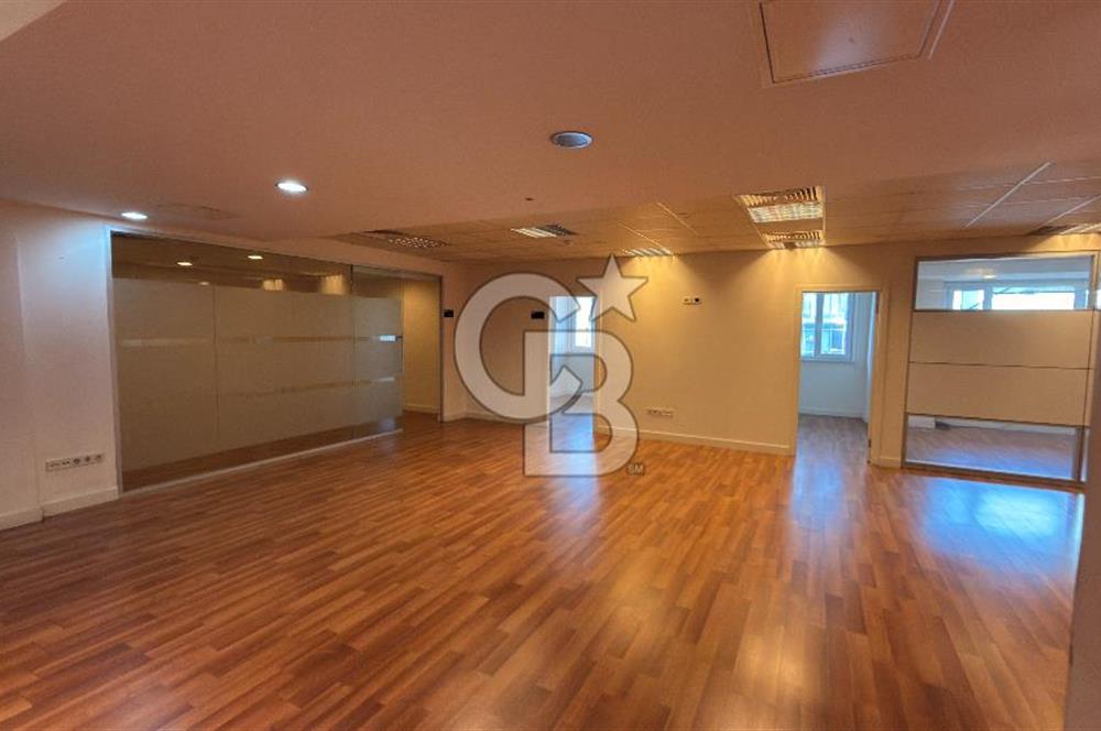 NEO'DAN Noramin Plaza da 310 m2 Taşınmaya Hazır Ofis