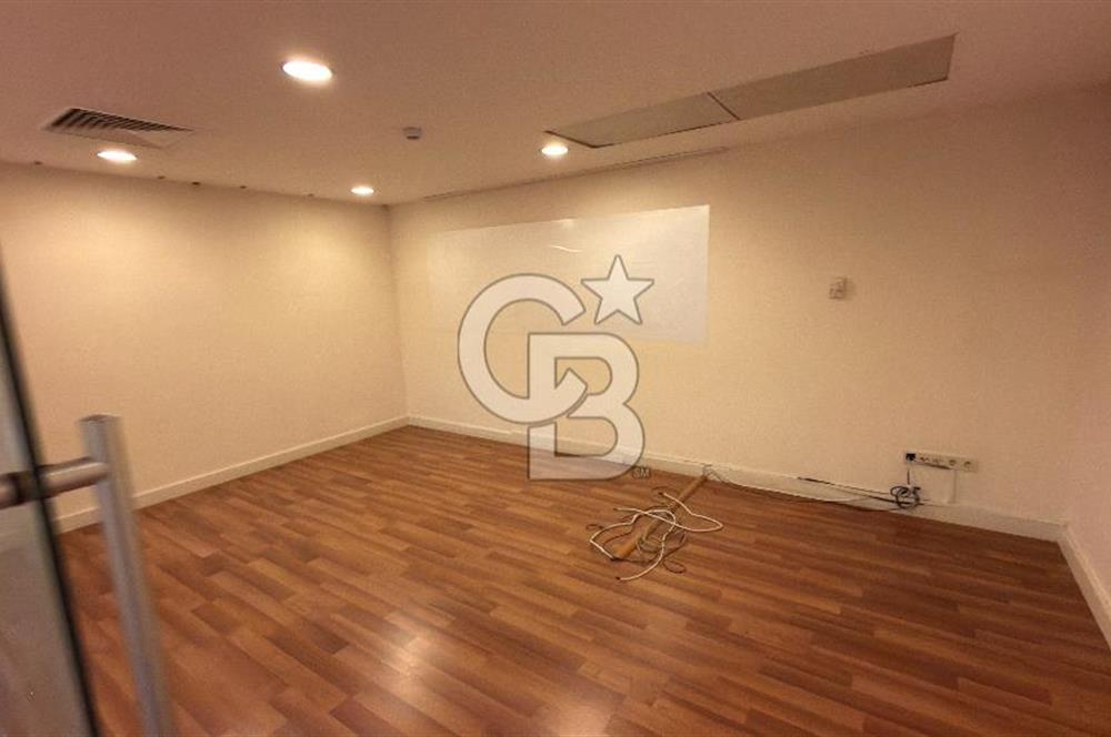 NEO'DAN Noramin Plaza da 310 m2 Taşınmaya Hazır Ofis