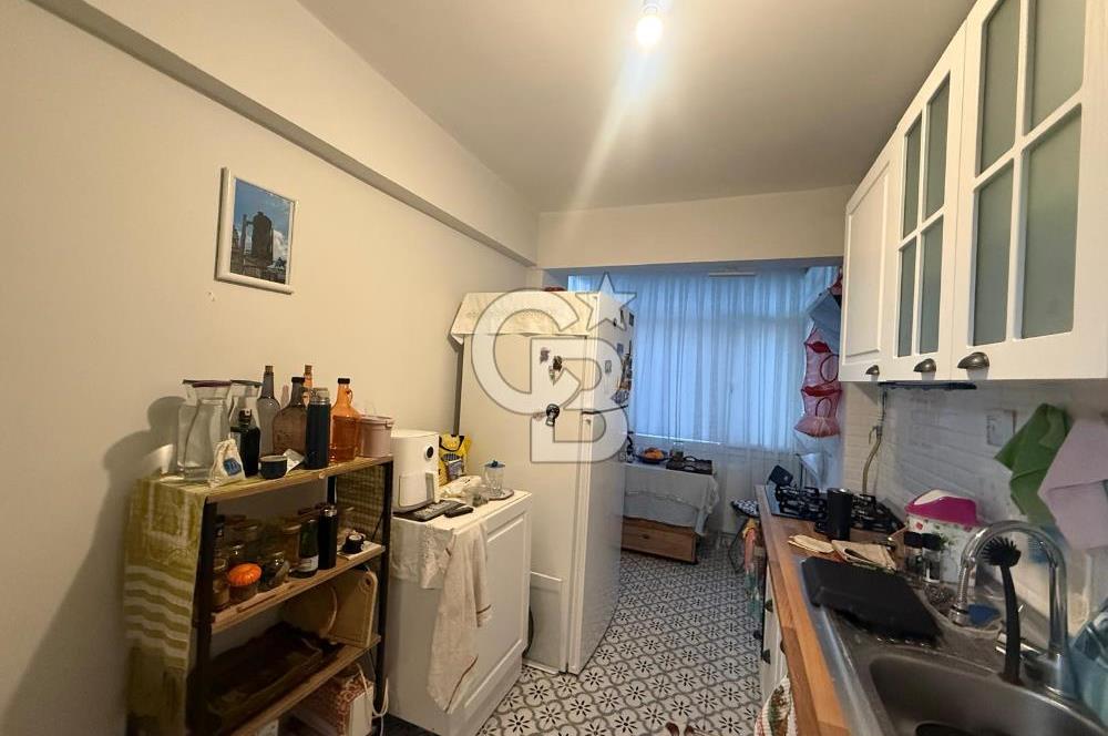 YİĞİTLER MAHALLESİNDE ARAKAT, DOĞALGAZLI, TADİLATLI, 2+1 DAİRE