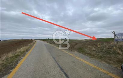 TULUMTAŞ - 0,30 EMSAL - ASFALT YOLA CEPHE - 697 M2 KÖŞE PARSEL