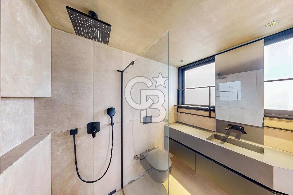 KKTC Girne Zeytinlik'te Satılık Özel Tasarım Türk Koçanlı 5+1 Lüks Villa