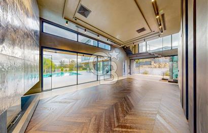 KKTC Girne Zeytinlik'te Satılık Özel Tasarım Türk Koçanlı 5+1 Lüks Villa