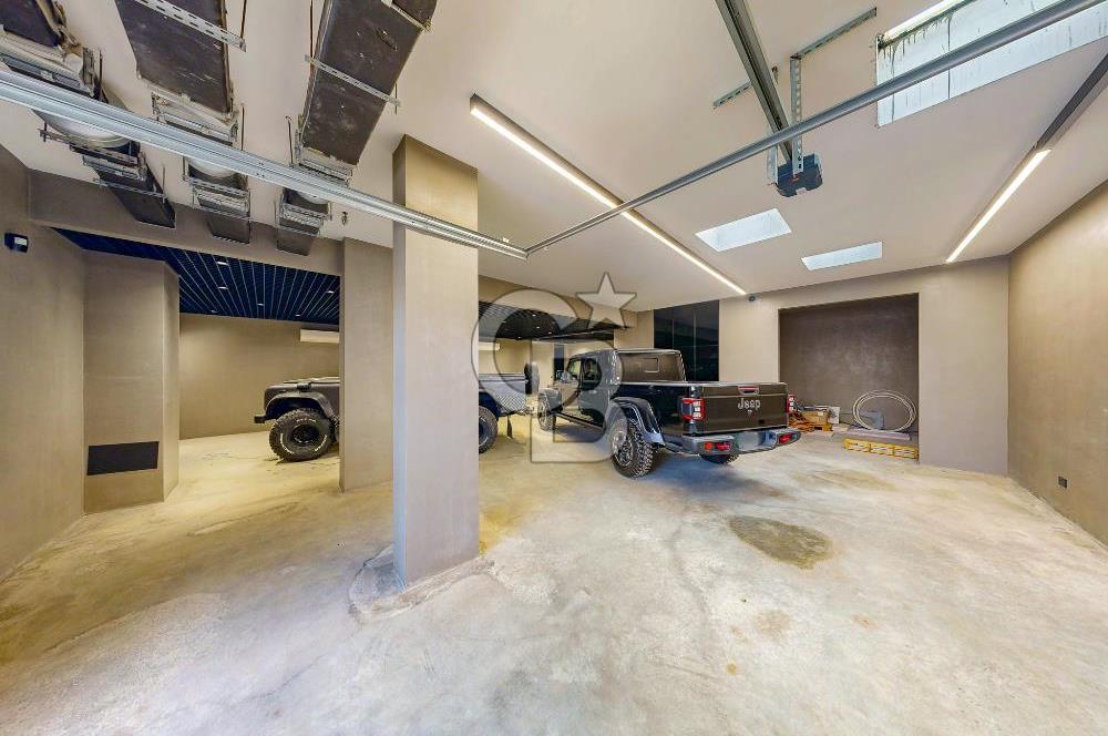 KKTC Girne Zeytinlik'te Satılık Özel Tasarım Türk Koçanlı 5+1 Lüks Villa